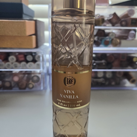 Bath & Body Works Viva Vanilla Body Mist - Picture 1 of 3